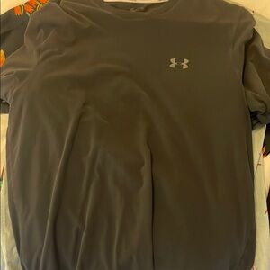 Under Armour Men's Black Shirt